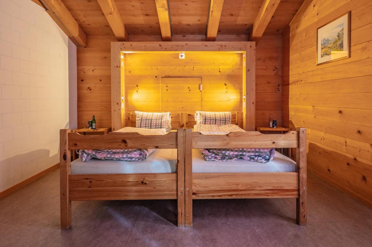 Berghotel Leiterli Lenk Exteriör bild